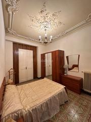 Pis a Carrer de les vinyes 27. Piso modernista