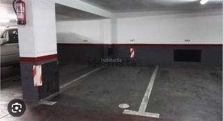 Alquiler Parking coche en Plaça de la creu roja 107. Parking en zona glories/barcelona activa