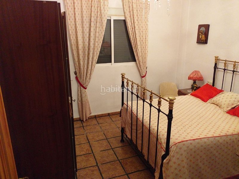 Foto cb5a7337-916d-4ba1-87c9-e0fbb6f576d9. Country house in calle ganivet 38 in Láchar