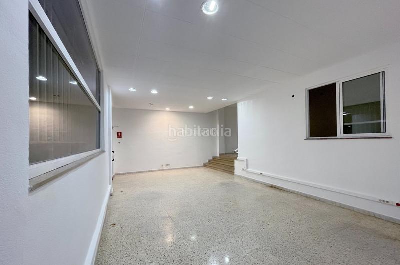 Foto a49bc418-9b59-4bf8-a232-e95f24892031. Affitto locale commerciale in carrer esperanto 1 in Valls