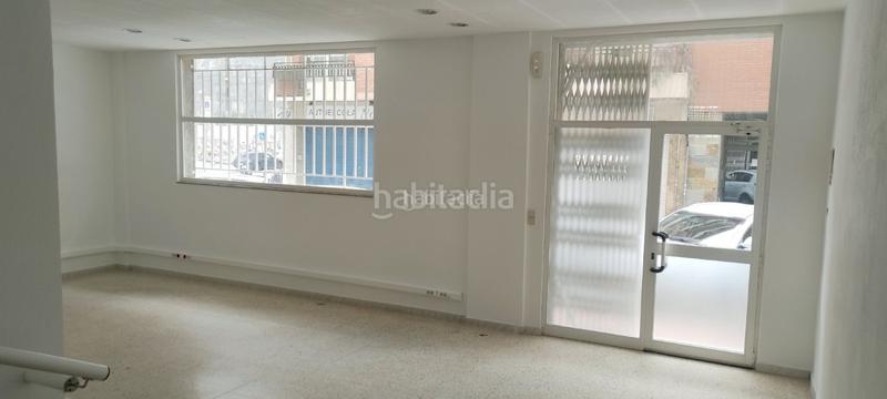 Foto a819463f-79d3-4bea-8d9b-9ff8dcd37c37. Affitto locale commerciale in carrer esperanto 1 in Valls