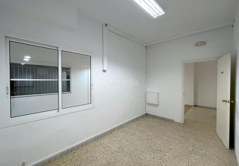 Foto b287dd8e-3d3c-4b86-8e1b-cc1818c0f58c. Affitto locale commerciale in carrer esperanto 1 in Valls