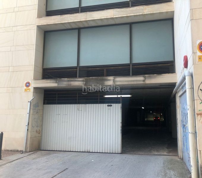 Foto a971c037-c638-41a5-8be3-2d0b01d77839. Aparcament de moto a carrer músics pérez monllor 3 a Alcoi