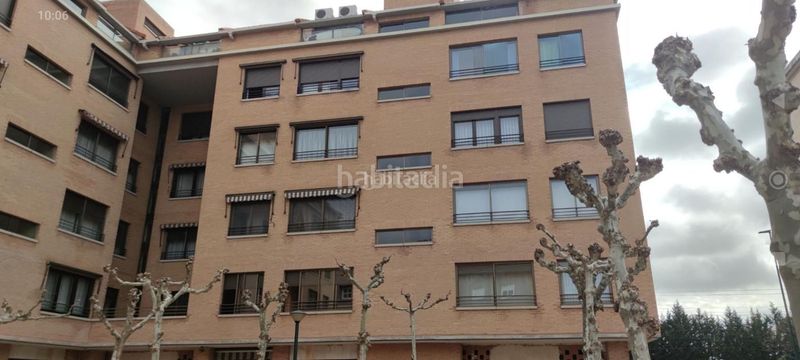 Foto 5c58ff40-4f79-4575-9b7f-74fe7304db5e. Pis a calle del final 5 a La Rubia Valladolid