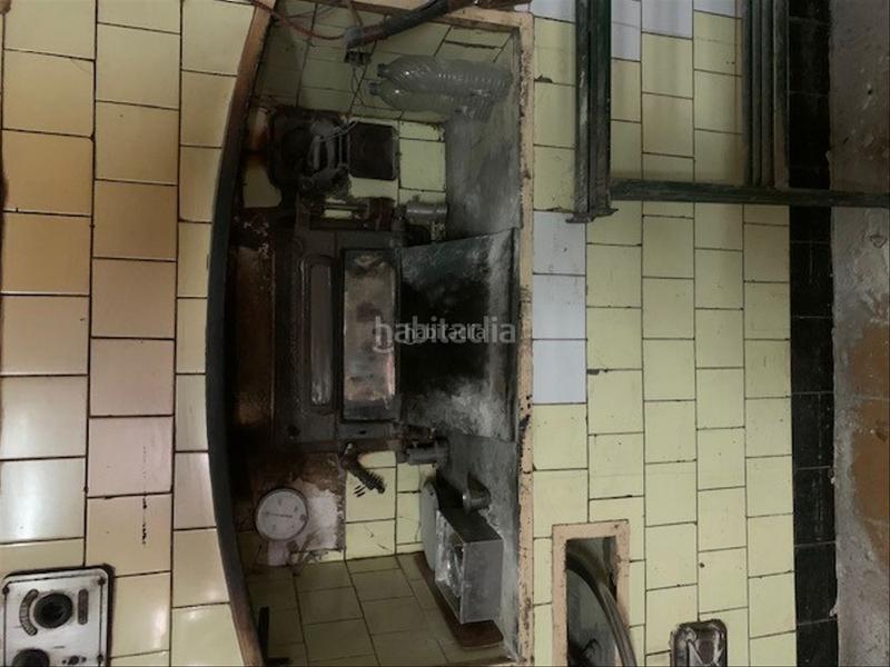 Foto 5a5b559e-c46d-45bd-9653-d3e36547cee6. Location local commercial dans carrer d'olzinelles 103 dans Barcelona