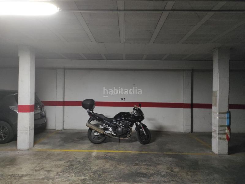 Foto 7a76cec0-1f18-41b8-99c6-ad4b2c93bf49. Location parking voiture dans avinguda de barcelona 39 dans Lleida