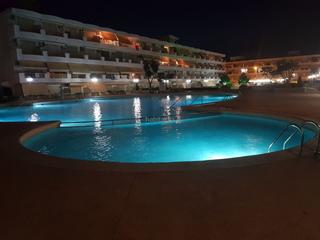 Pis a Avinguda de la diputació 175. Fantastico estudio con piscina