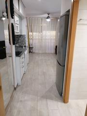 Pis a Avinguda de la diputació 175. Fantastico estudio con piscina