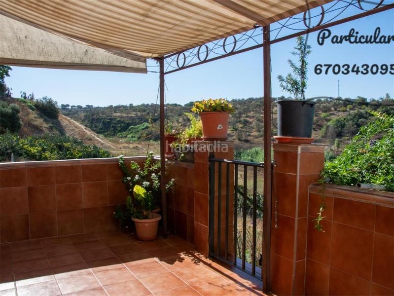 Foto e6724138-5a5b-482f-aba1-d0b7018a3fb0. Casa adosada en calle tomillo 3 / calle juan ramón jiménez en Lucena del Puerto