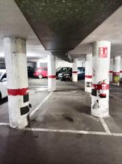 Affitto Posto auto in Carrer d'olesa 22-26. Plaza para moto