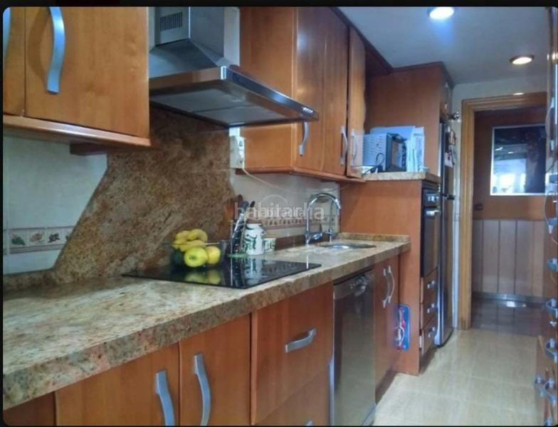 Foto 0909ffee-6791-4469-9675-82ac138a9f2a. Piso en calle albondón 16 magnifico piso con piscina en zona sanders en Granada