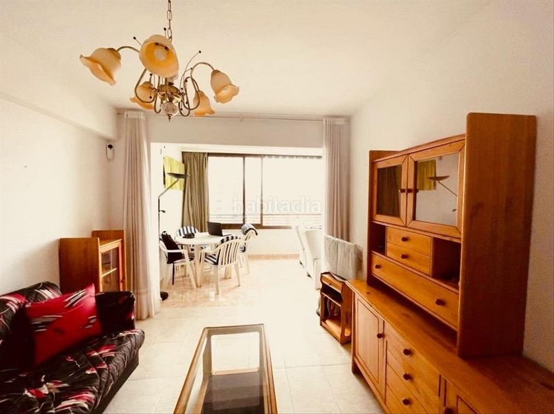Foto f2f27ec9-75c0-489b-b041-cb5acd4c57ac. Miete etagenwohnung in avenida del doctor orts llorca 21 in Benidorm