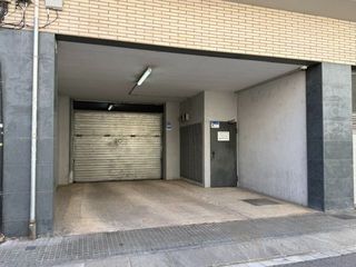 Alquiler Parking coche en Carrer de la pau 27. Plaza coche