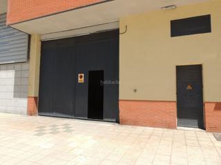 Lloguer Local Comercial a Calle agustín rodríguez sahagún 17. Gran local comercial de mas de 4000m2