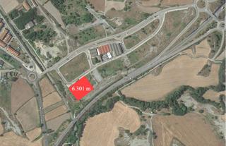 Solar industrial a Carrer del pont 52. Terreno industrial en venta