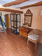 Semi detached house in Calle áspera 16. Totalmente amueblado, para entrar a vivir