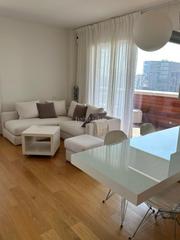 Rent Penthouse in Carrer de la llacuna 140. Ático dúplex totalmente reformado y amueblado