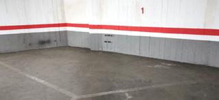Lloguer Aparcament cotxe a Rambla marquesa de castellbell 48. Amplia plaza de fácil acceso y sin columnas