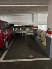 Aparcament cotxe a Carrer de vila i vilà 25. Plaza parking poble sec