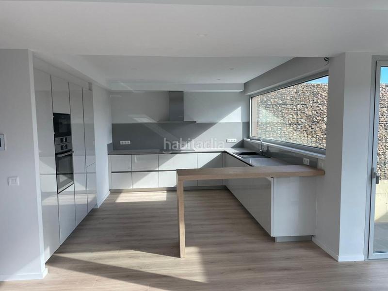 Foto 0689b1ee-7e6e-44c2-92c8-bd00ca29c31b. Casa en carrer l'albera 6 casa de nueva construcción en perelada en Peralada
