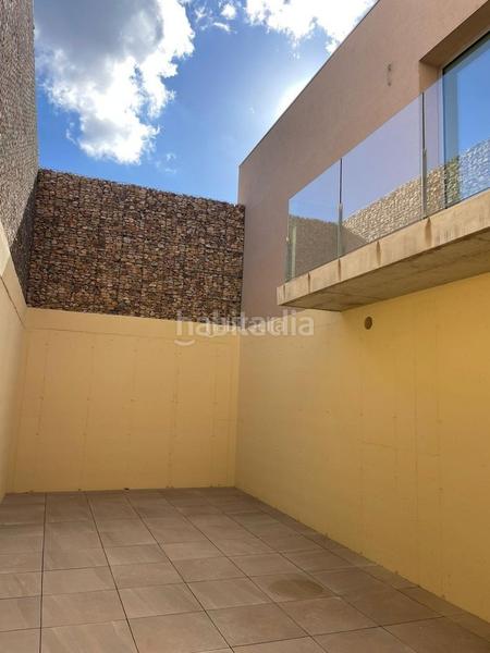 Foto bef99b3d-e88a-44f9-b9f0-9f1678535adf. Casa en carrer l'albera 6 casa de nueva construcción en perelada en Peralada