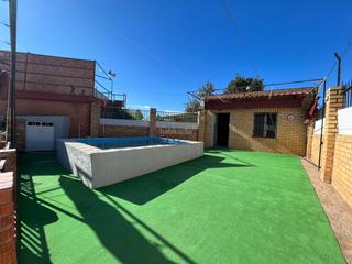 Maison à Plaza electro mecánicas 1. Venta de particular! casa con cochera y piscina
