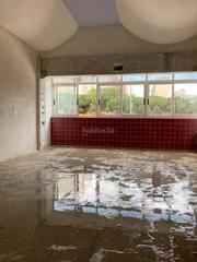 Miete Fabrikhalle in Avinguda d'europa 85. Estudio / taller en av. europa (l´hospitalet).
