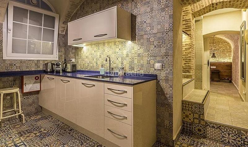 Foto 6cd20a31-9687-42da-903e-98aef77d4221. Alquiler apartamento en puerta del Sol 1 piso en venta en justicia en Madrid
