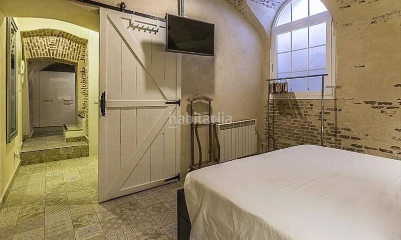 Foto e9088aaf-c562-4615-bc86-328ef62057d6. Alquiler apartamento en puerta del Sol 1 piso en venta en justicia en Madrid