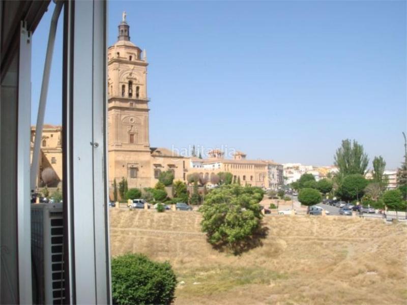 Foto 40fcdf58-e202-4c5f-b2e8-638ea90580e8. Piso en calle enrique casas vila 2 / calle enrique casas vila en Guadix