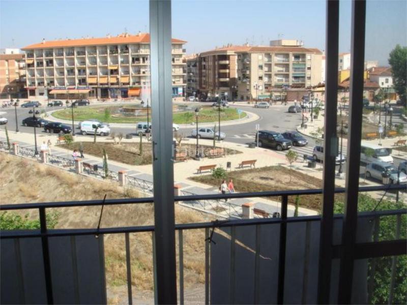 Foto eaa0c770-c99c-4072-ab55-d95fe4849767. Piso en calle enrique casas vila 2 / calle enrique casas vila en Guadix