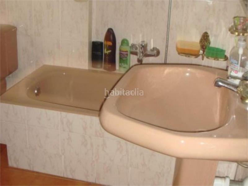 Foto f728400c-e3ec-43fc-9232-d532961e9305. Piso en calle enrique casas vila 2 / calle enrique casas vila en Guadix