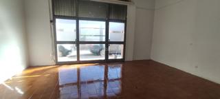 Locale commerciale in Carrer riu montsant 10