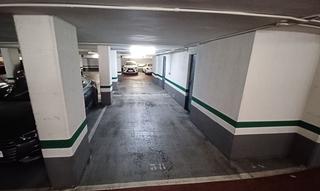 Aparcament cotxe a Passeig de sant gervasi 8. Venta de garaje + trastero (junto al parking)