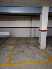 Aparcament cotxe a Carrer de madrid 5. Centre / carrer de madrid