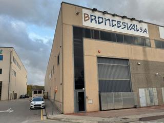 Lloguer Nau industrial a Carrer molí d'en xec 43. Nave industrial en pol. ind. molí d’en xec, en ripollet,  junto