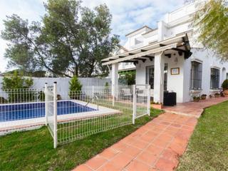 Rent House in Calle fuerte ciudad 4. Vistahermosa / calle fuerte ciudad