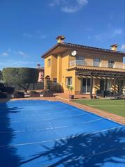 Pis a Carrer roma maura 18. Precioso chalet