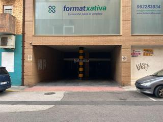 Aparcament cotxe a Carrer de la reina 48e. Xàtiva / carrer de la reina