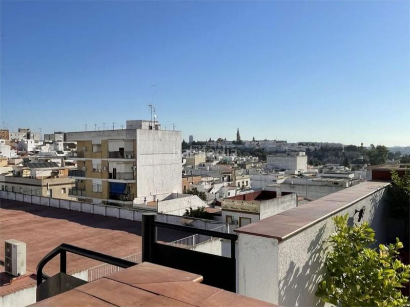 Foto 2acf8acc-cf6a-467d-9501-95ebf111b206. Flat in calle rodríguez marín 75 in Barrio Alto San Juan de Aznalfarache