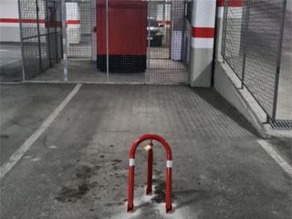 Lloguer Aparcament cotxe a Carrer fernanda santamaría 87. Plaza garaje cercana a rotonda el corte ingles, mercadona