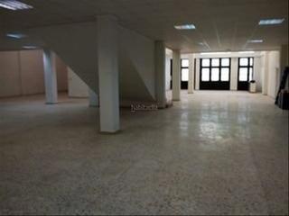 Local commercial à Carrer músic josep carbonell 9. Estupendo local de 650 m2 en el camí (alcoy)