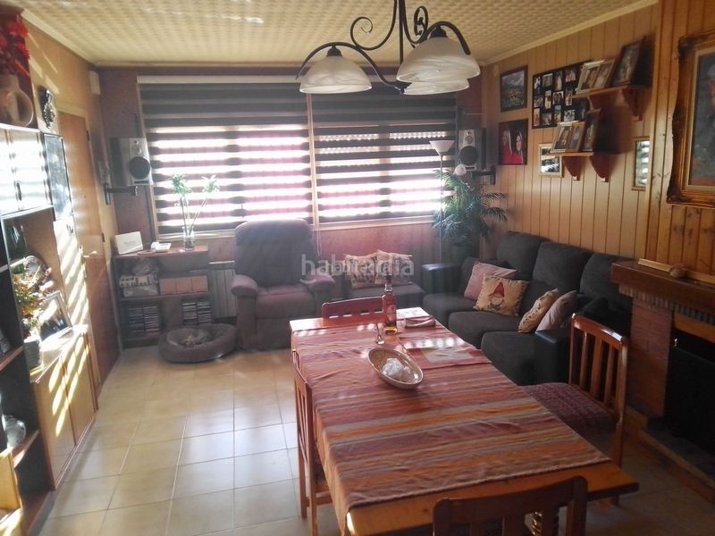 Foto 5907ea55-3047-47c3-bef1-7b3bfb15df8d. Casa pareada en carrer pau picasso 6 pareada...dos en una en Sant Hilari Sacalm