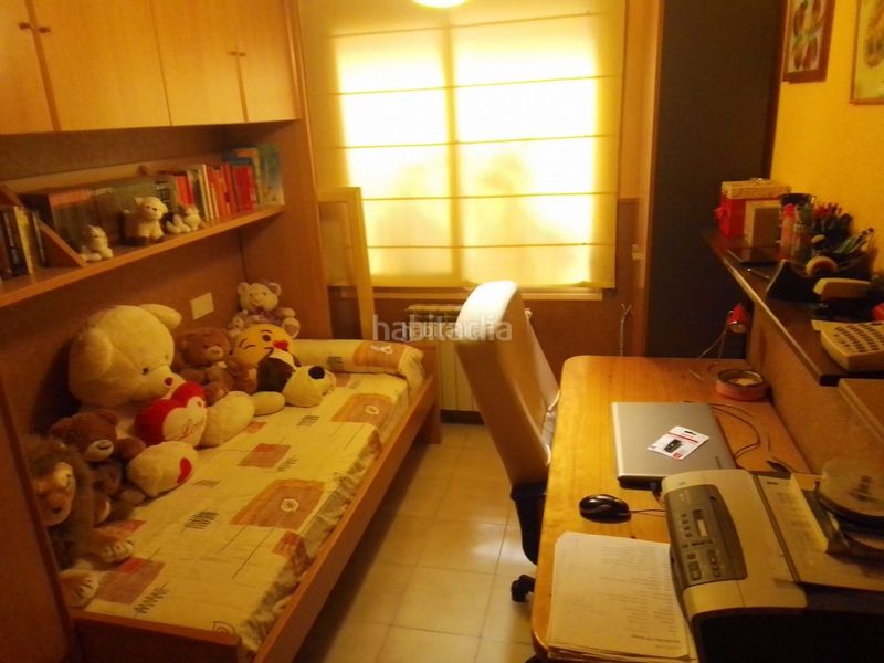 Foto b5ae3935-b613-46c4-b7d7-46b047375aad. Casa pareada en carrer pau picasso 6 pareada...dos en una en Sant Hilari Sacalm