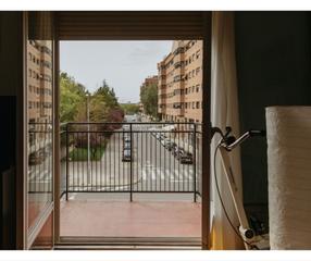 Pis a Calle ricardo del arco 27. Para entrar a vivir, zona estupenda