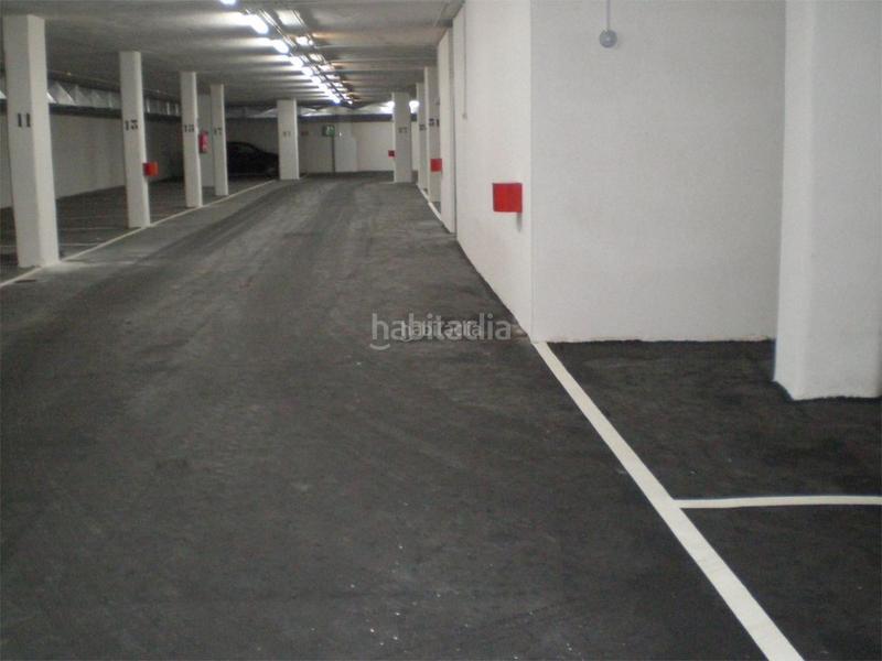 Foto ec3c33cb-68e2-480f-aaf7-eb007e03234a. Alquiler parking coche en carretera vizcaína 47d gijon-Laviada / carretera vizcaína en Gijón