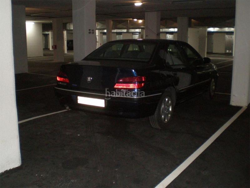 Foto aba31e33-2ea9-4cd8-b1de-fcc137da1d4f. Location parking voiture dans carretera vizcaína 47d dans Gijón