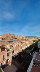 Appartement à Carrer de fuster valldeperes 7. Ático en venta jardins de reus