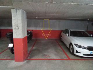 Car parking in Carrer de fluvià 130. Buenísimo pk en glorias tech