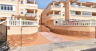 Alquiler Parking coche en Calle alonso de ojeda 6. Alquiler parking las gabias